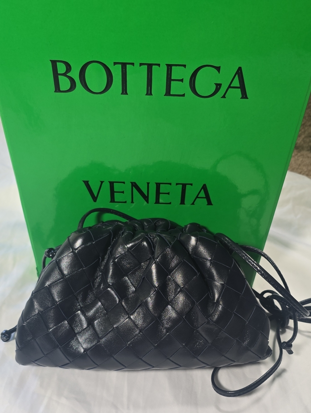 Bottega Veneta Mini Intrecciato Leather Pouch with Drawstring - Picture 1 of 7